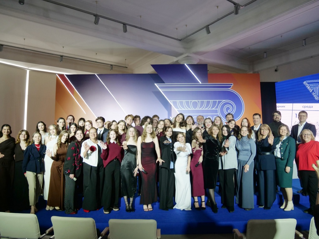 t4ibqyaW8-2rjLEZuwW1dS5mU522hkD5v6V5-G7zYhd1aQUjBpkXLw7aM7GsSU15L7QiOD9kncvDH8_1jtzrhI0M (1).jpg